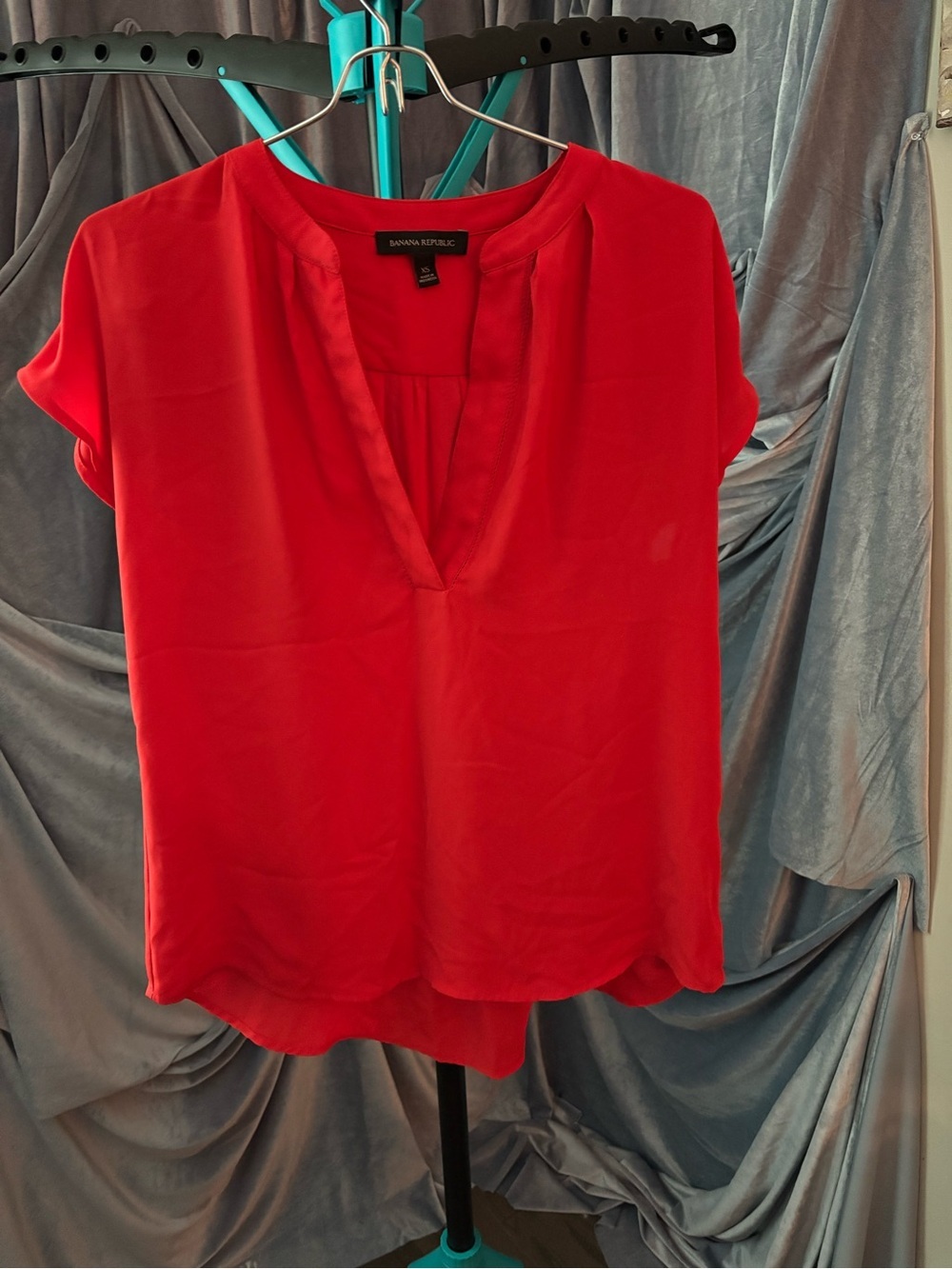 Banana Republic Vibrant coral Split V-Neck Blouse